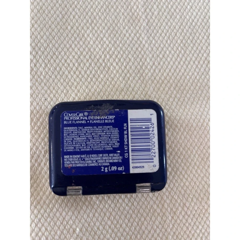 Covergirl Professional Eye Enhancers Blue Flannel‎ Not Sealed, But Unused 3429